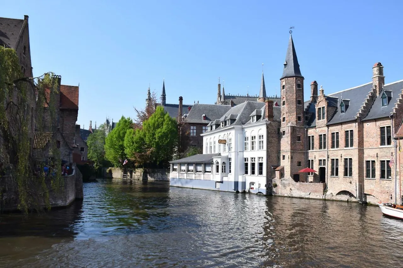 B&B My Suite Home Bruges 5*,